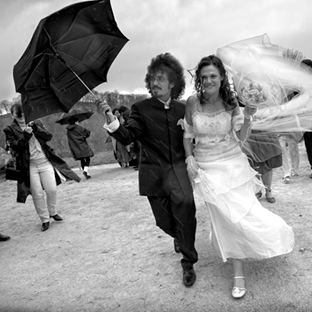 Logo, carte, livre, site internet chemise, papier à en-tête, pochette plaque bureau, tampon pour © Laurent PASCAL photographe