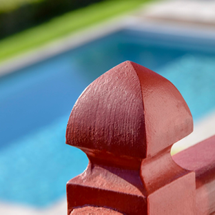 Logo, carte de visite, brochure, site internet photos, vidéo, montage vidéo pour le Chalet des Pyrénées